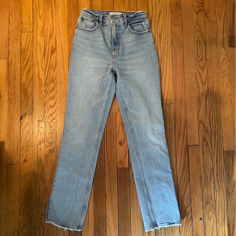 abercrombie 90s straight ultra high rise